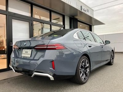 2025 BMW 5 SERIES 照片 3