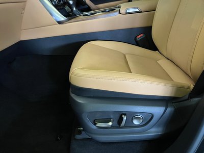 2025 Lexus LX 缩略图 32