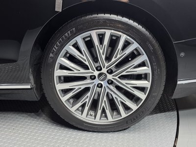 صورة 8 لـ 2021 AUDI A8