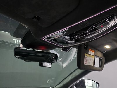 2021 AUDI A8 — миниатюра 27