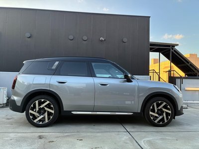 MINI MINI COUNTRYMAN - 7