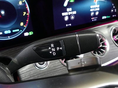 MERCEDES-BENZ CLS - 9