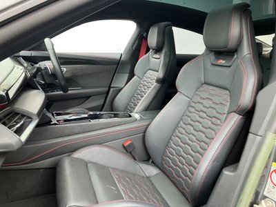 AUDI RS E-TRON GT - 10