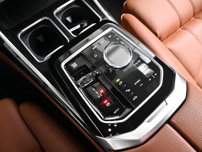 BMW 7 SERIES - 9