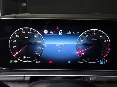 2025 Mercedes-BENZ GLE — миниатюра 11