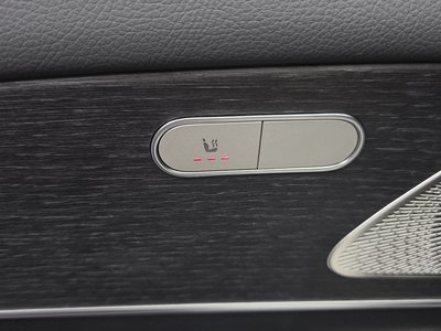 2025 Mercedes-BENZ GLE — миниатюра 30