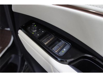 صورة مصغرة 14 لـ 2025 Lexus LM