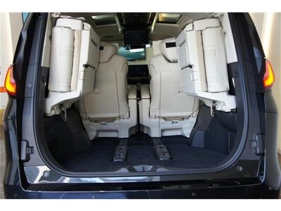صورة مصغرة 23 لـ 2025 Lexus LM