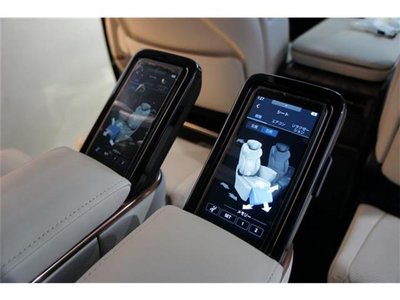 صورة مصغرة 33 لـ 2025 Lexus LM