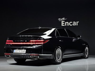 2020 Genesis G90 — фото 3