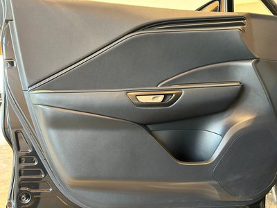 صورة مصغرة 32 لـ 2024 Lexus LBX