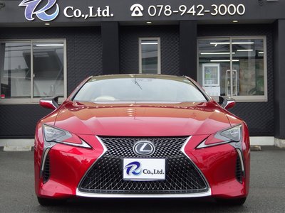 2017 Lexus LC photo 4
