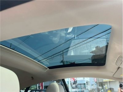 MERCEDES-BENZ E-CLASS - 10