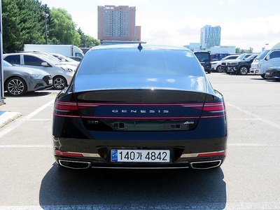 2023 Genesis G90 照片 2