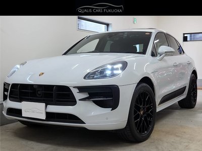 PORSCHE MACAN - 2