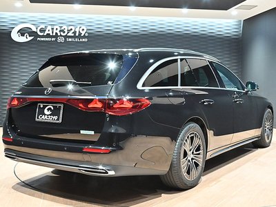 MERCEDES-BENZ E-CLASS - 4