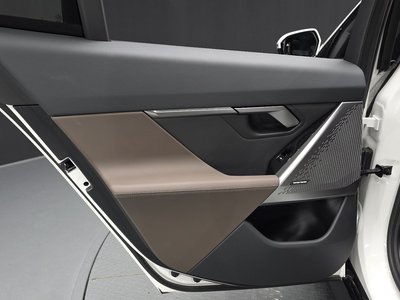 صورة مصغرة 15 لـ 2025 BMW 5 SERIES