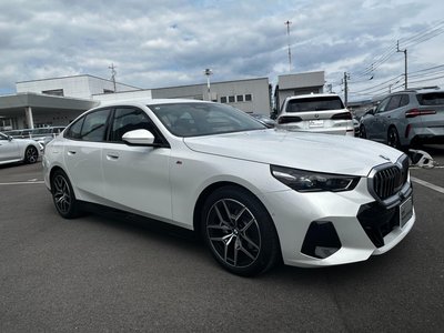 BMW 5 SERIES - 5