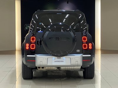 LAND ROVER DEFENDER - 6