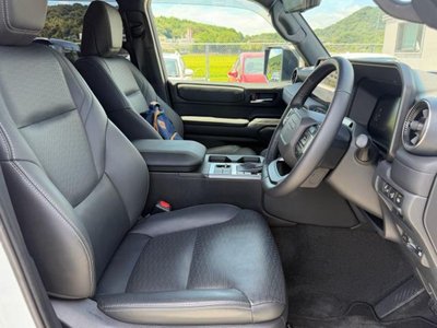 صورة مصغرة 36 لـ 2025 Toyota LAND CRUISER 250