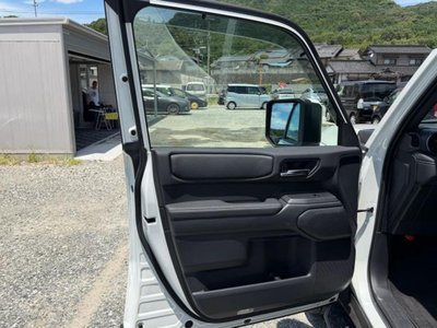 صورة مصغرة 56 لـ 2025 Toyota LAND CRUISER 250