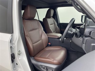 TOYOTA LAND CRUISER 250 - 9