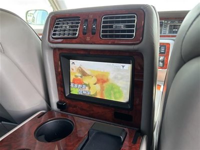 TOYOTA CENTURY - 5