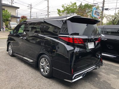 TOYOTA ALPHARD - 4
