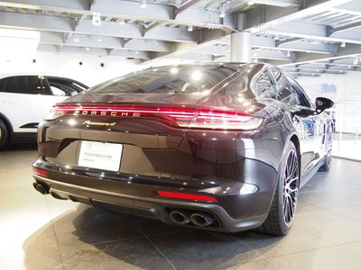 PORSCHE PANAMERA - 6