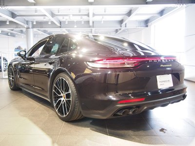 PORSCHE PANAMERA - 4