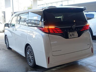 TOYOTA ALPHARD - 5