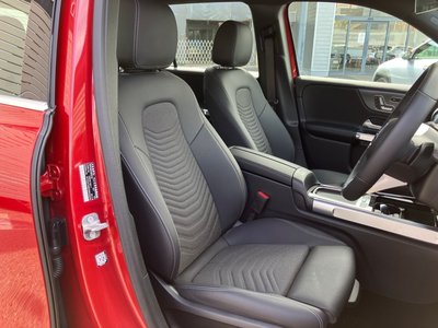 MERCEDES-BENZ GLB - 9