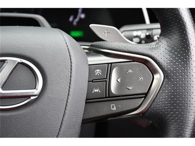 صورة مصغرة 36 لـ 2023 Lexus RX