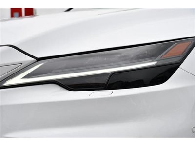 صورة 8 لـ 2023 Lexus RX