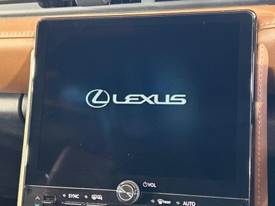 LEXUS LBX - 3