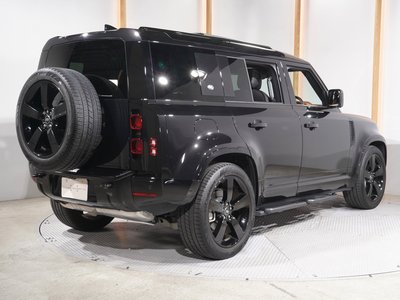 صورة 9 لـ 2024 LAND Rover DEFENDER