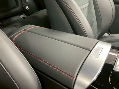 2025 Mercedes-BENZ GLC AMG — миниатюра 40