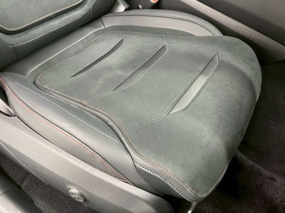 2025 Mercedes-BENZ GLC AMG — миниатюра 22