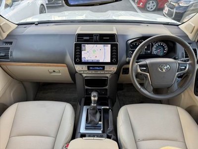 TOYOTA LAND CRUISER PRADO - 3