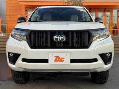 TOYOTA LAND CRUISER PRADO - 10