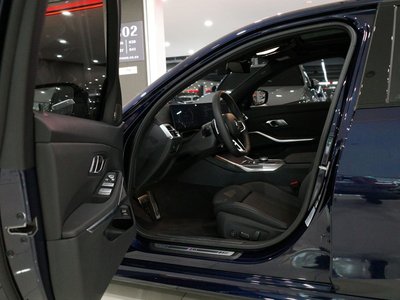 BMW 3 SERIES - 10