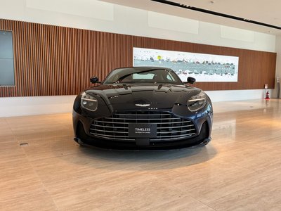 2026 Aston Martin DB12 照片 7