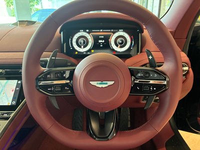 2026 Aston Martin DB12 照片 16
