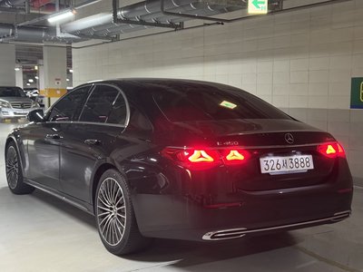 MERCEDES-BENZ E-CLASS - 6