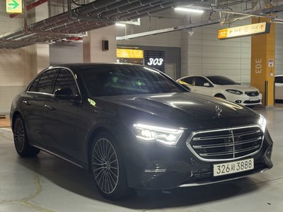 MERCEDES-BENZ E-CLASS - 4