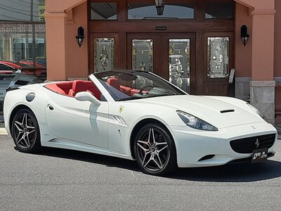 FERRARI CALIFORNIA 30