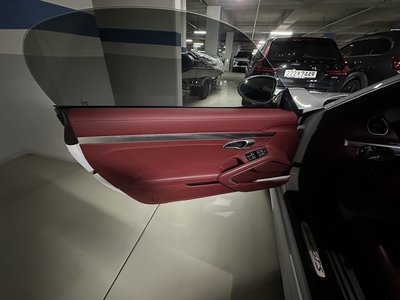 صورة 4 لـ 2022 Porsche 718