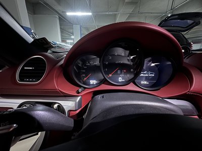 صورة 8 لـ 2022 Porsche 718