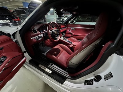 صورة 7 لـ 2022 Porsche 718