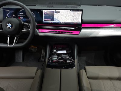 BMW 5 SERIES - 5